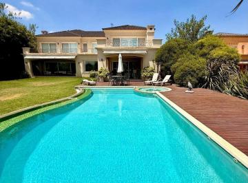 Casa · 629m² · 9 Ambientes · 3 Cocheras · Venta Excelente Casa en Country Bs As Golf