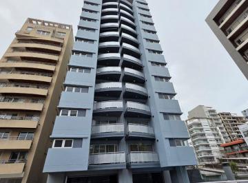 Departamento · 45m² · 2 Ambientes · 1 Cochera · Venta Depto Quilmes Centro