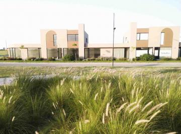 Terreno · 240m² · Venta Lote 240 m² en El Corazón de Ricardone