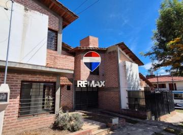 Casa · 105m² · 4 Ambientes · 1 Cochera · Alquier Casa Tres Cerritos 3 Dorm.