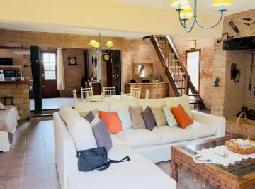 Casa · 4 Ambientes · 1 Cochera · Casa en Alquiler Temporario Casa Guidaí | 3 Dorm. | Hasta 8 Personas | Balneario Buenos Aires
