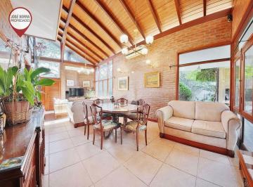 Casa de 6 ambientes, Santo Tomé · Se Vende Casa 6 Ambientes en Club de Campo “el Paso”. Consultar Precio.