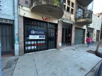 Local comercial de 3 ambientes, Constitución · Gran Local o Deposito en Pleno Polo Sanitario.
