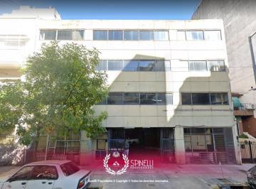 Garage · 15m² · 1 Ambiente · Cochera · Fija, Cubierta E Individual · Ubicada en Pichincha y Av San Juan!