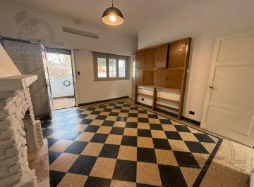 PH · 77m² · 1 Dormitorio · PH a Reciclar en Planta Alta