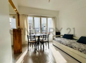 Departamento · 28m² · 1 Ambiente · Venta Monoambiente Al Frente con Balcon Frances Divisibleen a 2 Cuadras del Mar y a Pasos del Ald
