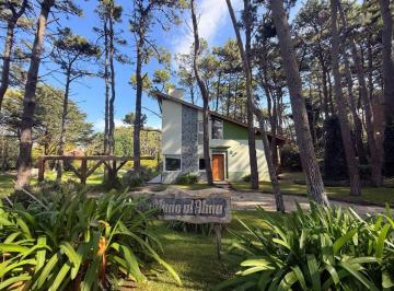 Casa de 4 ambientes, Mar Azul · Casa un Mimo Al Alma | Propiedad de Categoría en Mar Azul