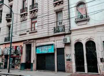 Local comercial · 33m² · Venta Local y Vivienda Para Reciclar, Oportunidad