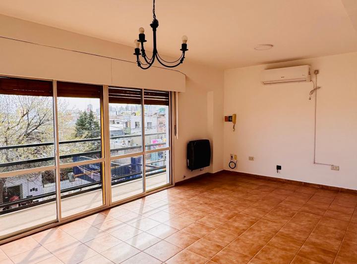 Departamento · 100m² · 2 Ambientes