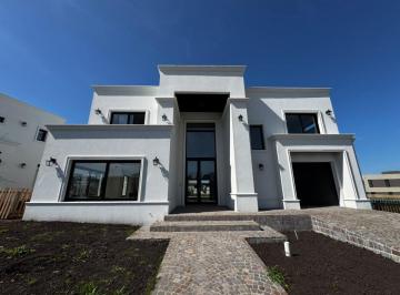 Casa de 4 ambientes, Mar del Plata · Casa 4 Ambientes en Preventa | Rumencó Joven | Piscina | Lote 162 | Financiacion
