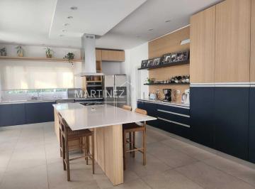 Casa · 330m² · 5 Ambientes · 1 Cochera · Casa en Alq. Temporario en Haras La Pradera, Pilar, G. B. a. Zona Norte