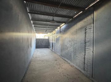 Bodega-Galpón de 2 ambientes Alquiler $ 1.060.000 · Alquilo Galpón Zona R20