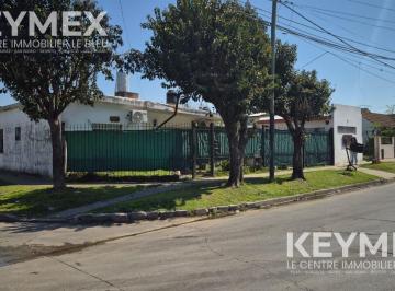 Casa · 128m² · 6 Ambientes · 2 Cocheras · Casa con Departamento Apto Credito