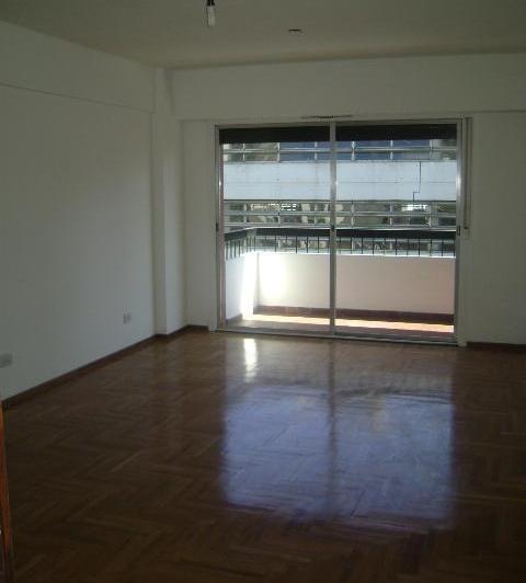 Departamento · 77m² · 4 Ambientes