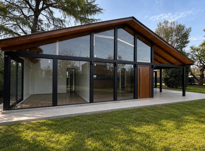 Casa · 96m² · 4 Ambientes · 1 Cochera