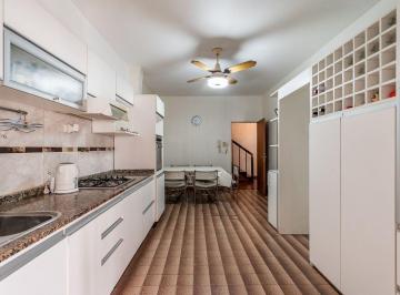 PH · 135m² · 5 Ambientes · 1 Cochera · PH 5 Ambientes Venta Villa Sarmiento Quincho Patio