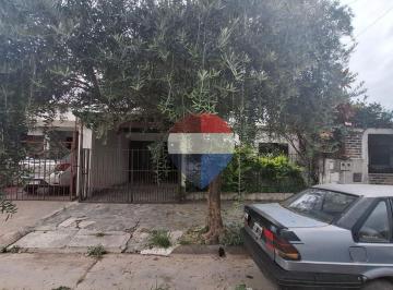 Casa · 102m² · 5 Ambientes · Venta de Casa Barrio 249 Vivienda San Pedrito