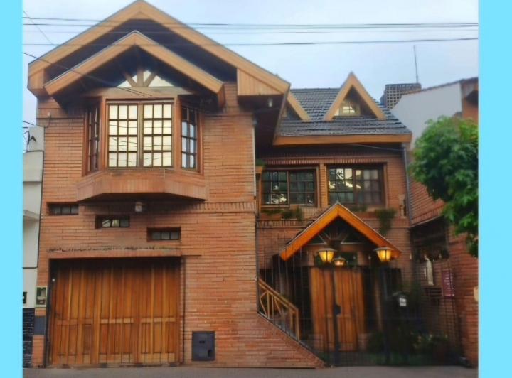 PH · 212m² · 4 Ambientes · 1 Cochera
