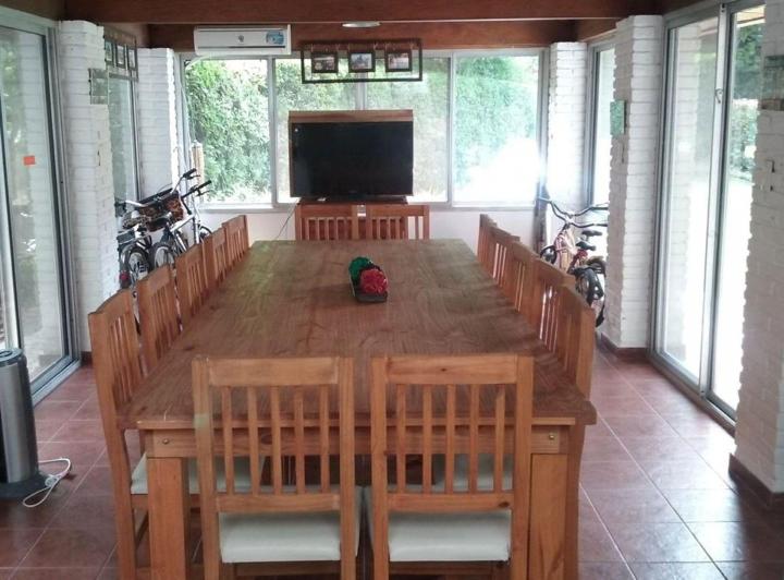 Casa · 145m² · 4 Ambientes · 3 Cocheras