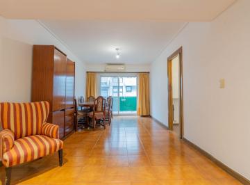 Departamento · 82m² · 4 Ambientes · Venta Depto 4 Dorm. Belgrano - Balcon Fte