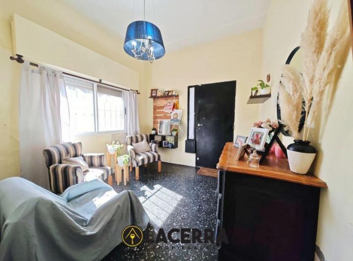 Casa · 120m² · 5 Ambientes · 1 Cochera