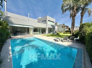 Casa · 275m² · 6 Ambientes · 2 Cocheras · Casa 6 Amb Venta Bella Vista Permuta Apto Credito