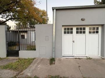 Casa · 150m² · 6 Ambientes · Venta Casa B° Sur - La Rioja Esq. Zimmermann