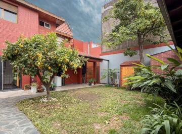 Casa · 203m² · 6 Ambientes · 1 Cochera · Casa en Venta 6 Amb, Cochera/patio en Villa Bosch