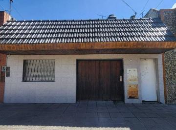 PH · 60m² · 3 Ambientes · 1 Cochera · PH Tipo Casa 4 Amb Al Frentec/coch, Patio y Terraza