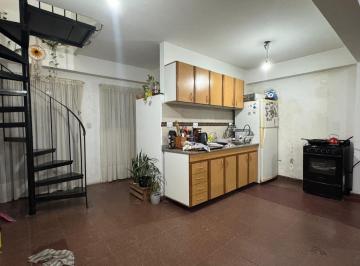 Local comercial · 151m² · Venta Local con Vivienda Berazategui 3 Ambientes