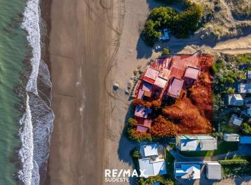 Terreno · 2310m² · Venta en Bloque 6 Lotes Frente Al Mar Mas Contruc