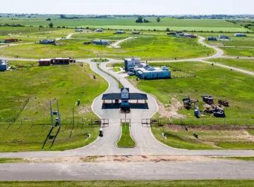 Terreno · 800m² · Lote en Venta en Pergamino en Barrio Cerrado