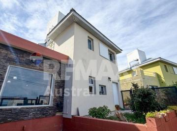Casa · 80m² · 3 Ambientes · 1 Cochera · Casa 2 Dorm. y Quincho Zona Norte Km4