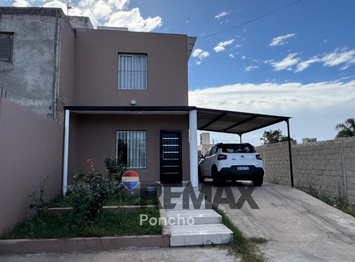 Casa · 100m² · 5 Ambientes · 1 Cochera