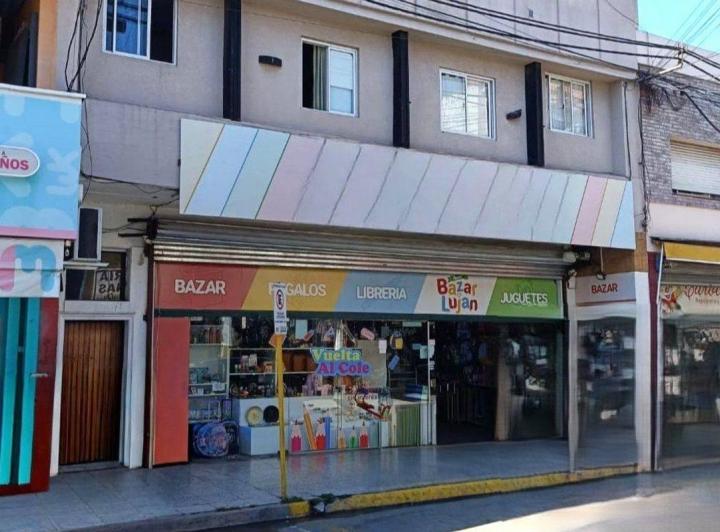 Local comercial · 320m²