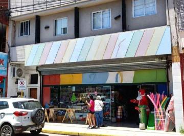 Local comercial · 320m² · Alquiler Local en Lujan Zona Norte