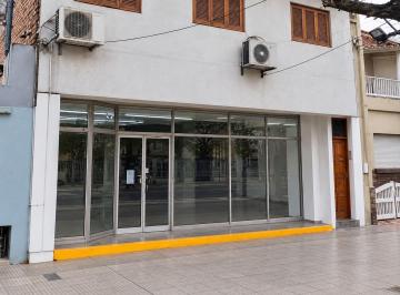 Local comercial · 232m² · Local Comercial Calle San Martin Godoy Cruz