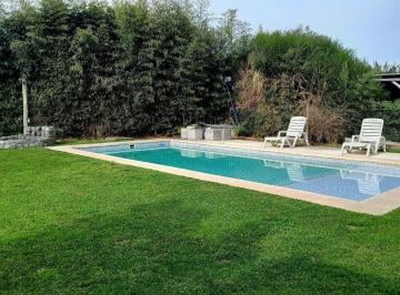 Casa · 250m² · 6 Ambientes · 2 Cocheras · Alquiler Casa Enero Santa Barbara, Benavidez