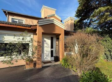 Casa de 5 ambientes, Moreno · Hermoso Chalet en Venta en San Patricio