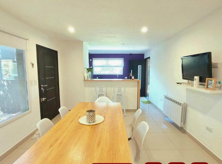 Casa · 120m² · 2 Dormitorios · 1 Cochera