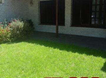 Casa · 170m² · 6 Ambientes · Casa - Tandil