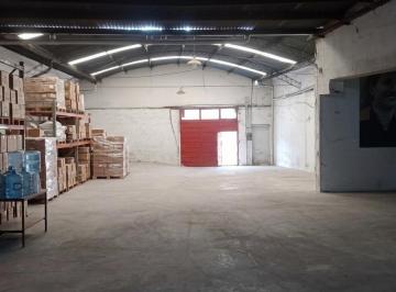 Bodega-Galpón , Parque Chacabuco · Galpón Excelente Ubicación a Dueño S/comision