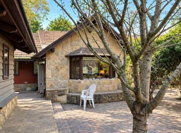 Casa · 570m² · 6 Ambientes · Casa en Venta en San Martin de Los Andes, Patagonia, Argentina