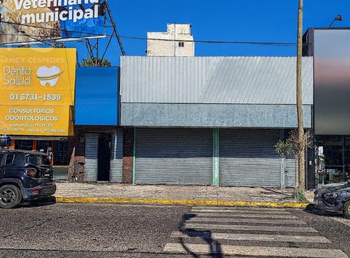 Local comercial · 130m²