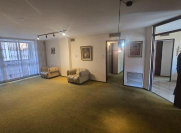 Departamento · 140m² · 5 Ambientes · Venta Semipiso de 3 Dorm. Sobre Cañada