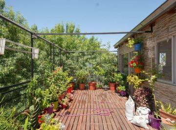PH de 6 ambientes, Villa Urquiza · PH en Venta 4 Dorm. con Quincho y Terraza en Villa Urquiza!