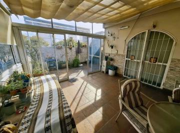 Casa de 6 ambientes, Boedo · Casa de 3 Plantas con Garage