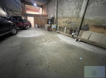Depósito · 216m² · 2 Ambientes · Galpón en Avellaneda