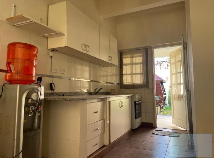 Casa · 66m² · 3 Ambientes · 6 Cocheras