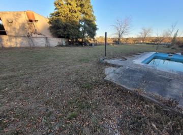 Terreno · 100m² · Alquilo Casa en Tanti con 2000 m² Dos Dor a m de R38